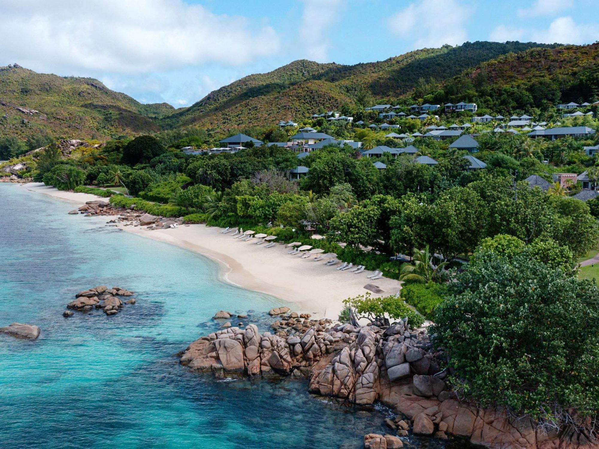 Raffles Seychelles Hotel Anse Lazio Exterior photo